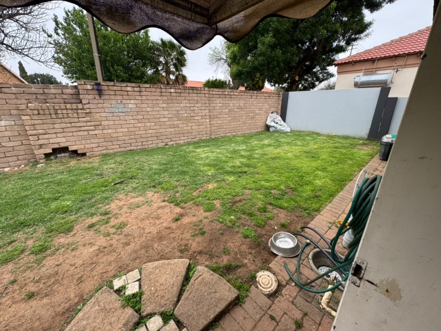 3 Bedroom Property for Sale in Songloed North West